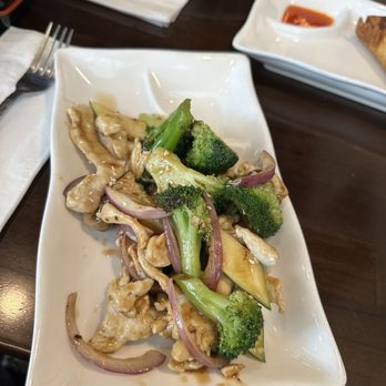 Miya Sushi - Sushi Bars Near Me - Jacksonville, Florida
