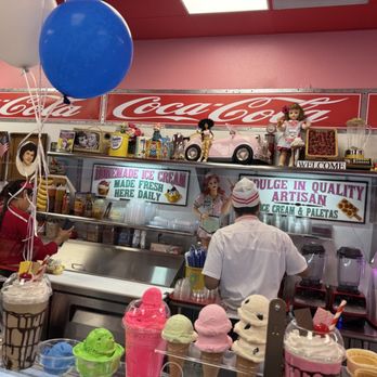 Rock N Roll Scoops - The employee uniforms enhance the experience. - Ice Cream & Frozen Yogurt Near Me - Vista, California