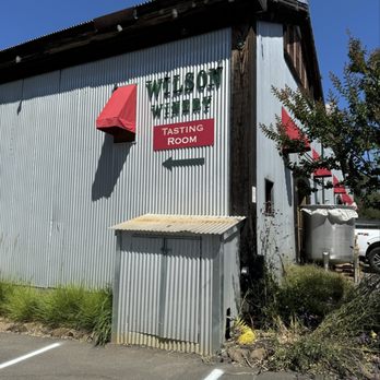 Wilson Winery - Wineries Near Me - Healdsburg, California Wilson Winery - Wineries Near Me - Healdsburg, California