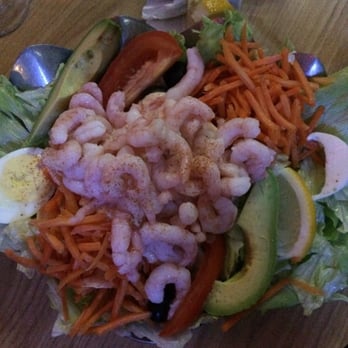 Steiner's Tavern - Shrimp Salad - Sports Bars Near Me - Sonoma, California