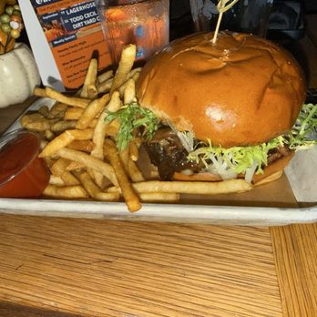 Wicked Weed Brewing - Appalachian burger - Brewpubs Near Me - Asheville, North Carolina Wicked Weed Brewing - Appalachian burger - Brewpubs Near Me - Asheville, North Carolina