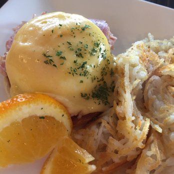 W Restaurant - Eggs Benedict at the W restaurant - Breakfast & Brunch Near Me - Fort St. John, British Columbia W Restaurant - Eggs Benedict at the W restaurant - Breakfast & Brunch Near Me - Fort St. John, British Columbia