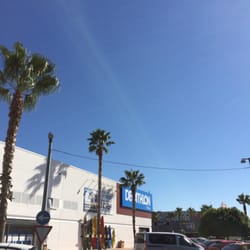 Decathlon - Hoy para ser casi octubre a por el aire acondicionado jajaja y algo más. :))))