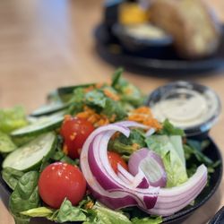 Fuzzy's The 15th Club - House salad