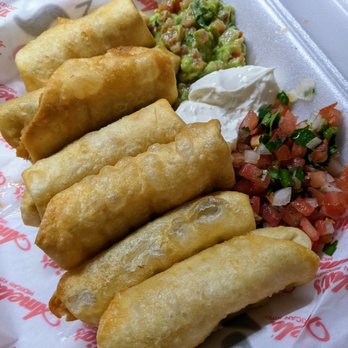 Amelias Mexican Kitchen - Mini chimis with the fixings - Mexican Near Me - Tucson, Arizona