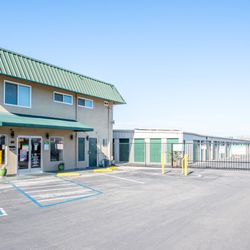 Mini Max Self Storage - Storage Units Near Me -  Hollister, CA - Mini Max Self Storage
