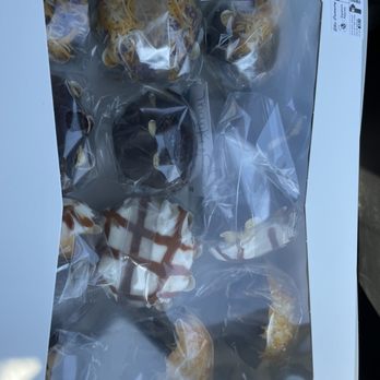 Ellis Creamery - A dozen ensaymadas - Bakeries Near Me - Tracy, California