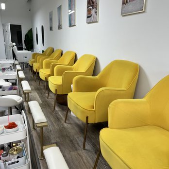 The Getaway Nail Spot - Pedicure Chairs - Nail Salons Near Me - Hialeah, Florida
