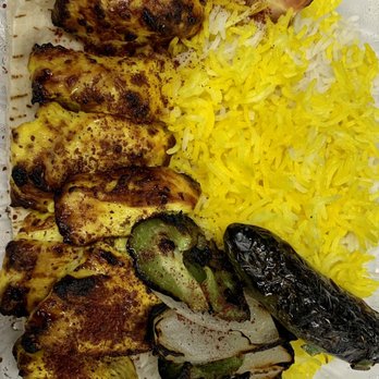 Fanoos Grill - Chicken Shish Kabob (chicken breast, onions, bell peppers, charbroiled tomato & jalapeño, basmati, pita); IG: @katzlundell - Middle Eastern Near Me - Torrance, California Fanoos Grill - Chicken Shish Kabob (chicken breast, onions, bell peppers, charbroiled tomato & jalapeño, basmati, pita); IG: @katzlundell - Middle Eastern Near Me - Torrance, California