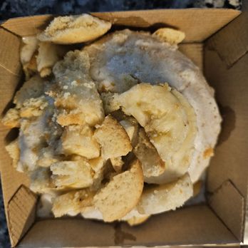 Cinnaholic - Bannana Pudding Roll - Bakeries Near Me - Gambrills, Maryland