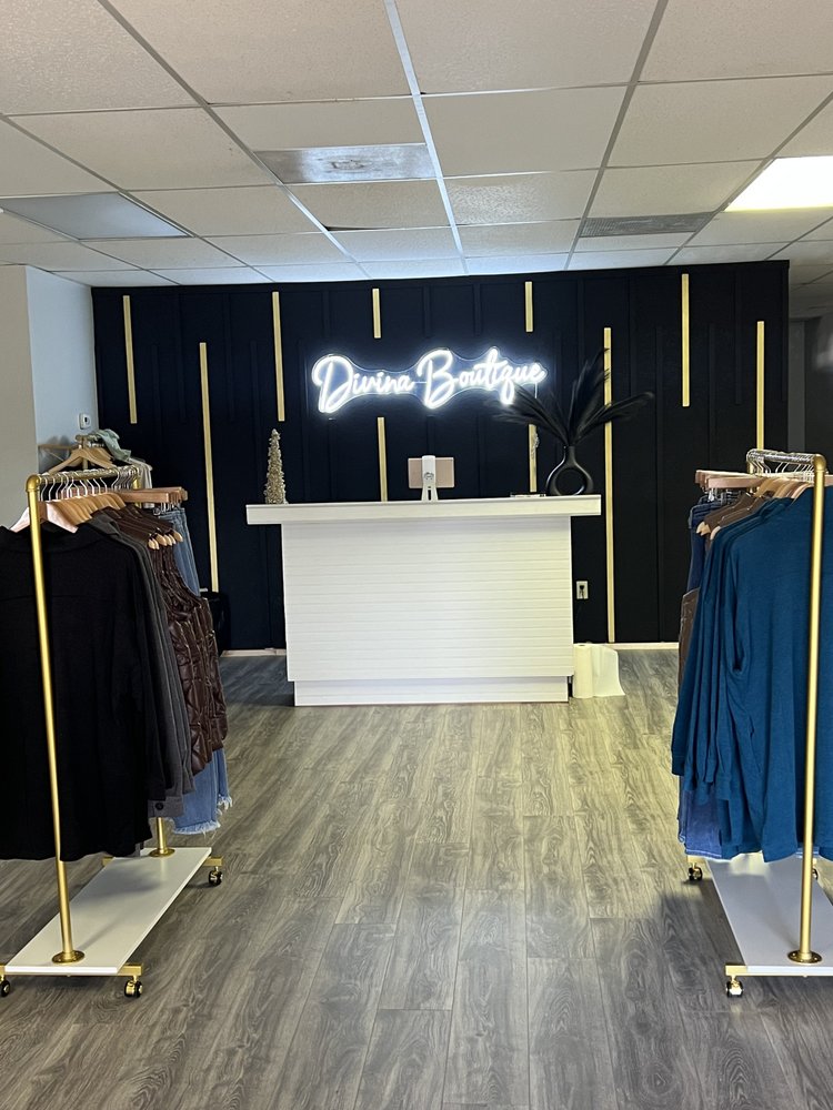 DIVINA BOUTIQUE Updated September 2024 701 E North Ave, Lompoc, California Plus Size