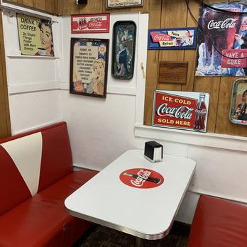 Washtenaw Dairy - 50's style decor - Donuts Near Me - Ann Arbor, Michigan Washtenaw Dairy - 50's style decor - Donuts Near Me - Ann Arbor, Michigan