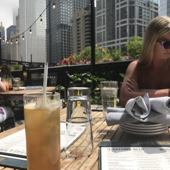 River Roast - Great cocktail selection - American Near Me - Chicago, Illinois