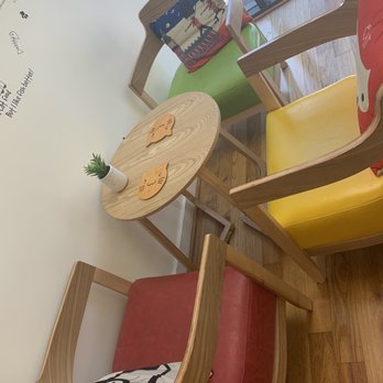 Drincup Cafe - Seating area - Bubble Tea Near Me - Honolulu, Hawaii Drincup Cafe - Seating area - Bubble Tea Near Me - Honolulu, Hawaii