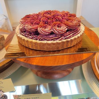 Mitten Sweets & Coffee - Ube tart - Desserts Near Me - Seattle, Washington
