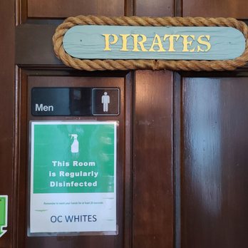 O. C. White's Restaurant - Mens - Seafood Near Me - St Augustine, Florida