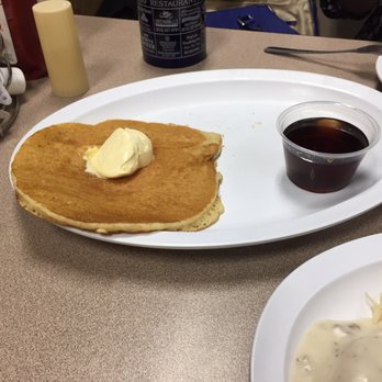 Cloverleaf Restaurant - Pancake. - American Near Me - Bloomington, Indiana