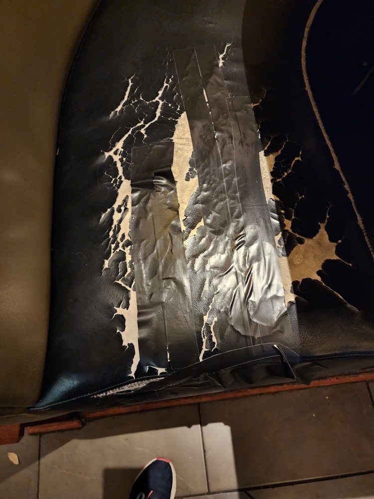 Bar Louie - Pleasant Ridge Town Center