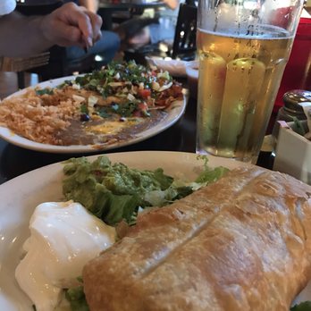 Roberto's Cafe - Mexican food and beer yum! - Mexican Near Me - Mammoth Lakes, California