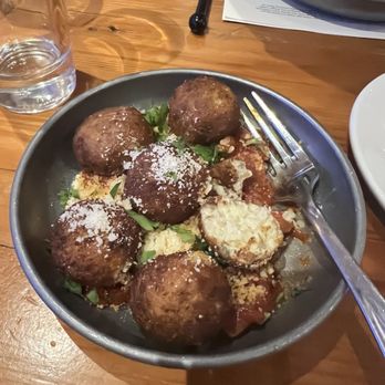 City Winery Chicago - Wine Bars Near Me - Chicago, Illinois City Winery Chicago - Wine Bars Near Me - Chicago, Illinois