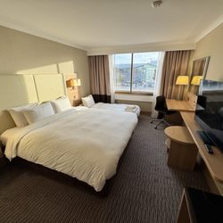 Renaissance London Heathrow Hotel