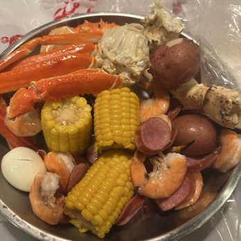 Pier 88 Boiling Seafood & Bar - Seafood Near Me - Palm Desert, California Pier 88 Boiling Seafood & Bar - Seafood Near Me - Palm Desert, California