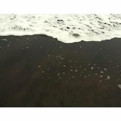 Whaingaroa Beach - The sand.. It be ebony!!
