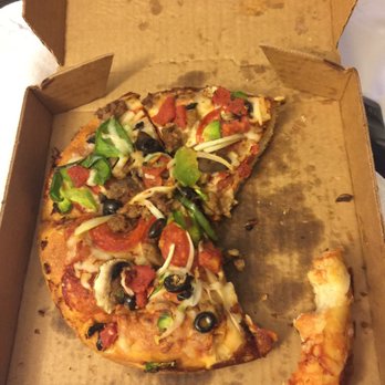 BJ's Restaurant & Brewhouse - Classic pizza - New American Near Me - Tuttle, Ohio