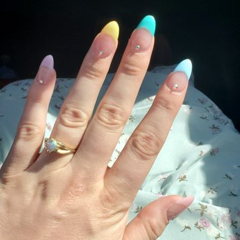 Aqua Nails Spa - Spring nails - Nail Salons Near Me - Clovis, California