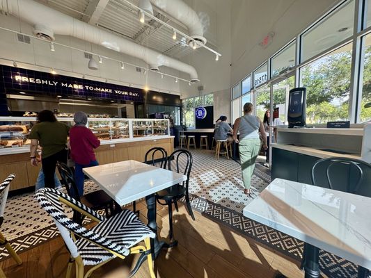 Paris Baguette by null