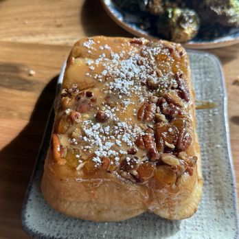 Palette 22 - MONKEY BREAD - Bars Near Me - Arlington, Virginia