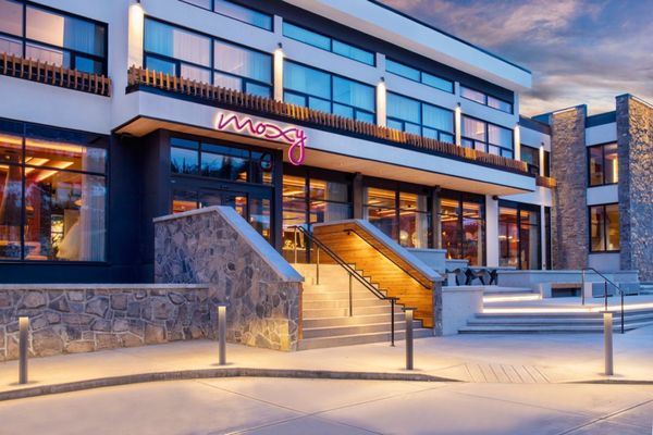 Moxy Banff by null