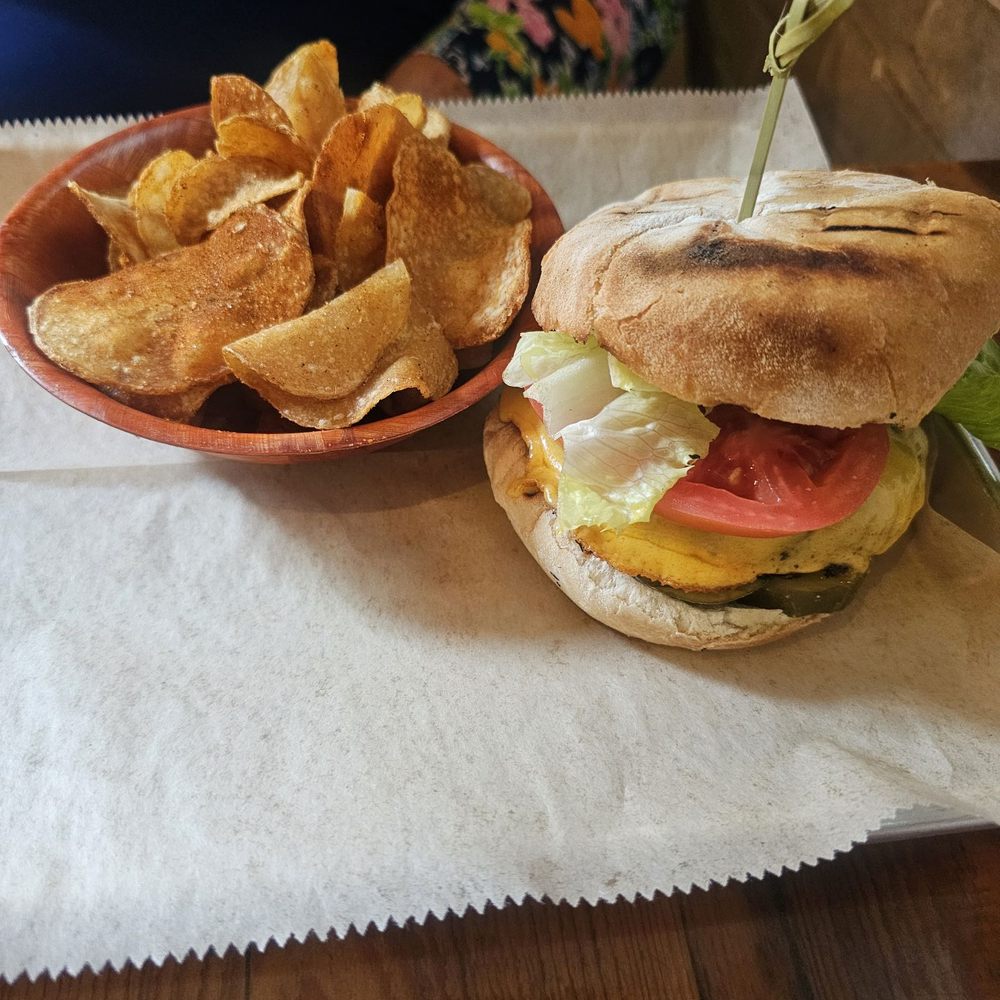 BakeChop - BURGER - Coffee & Tea Near Me - Deland, Florida