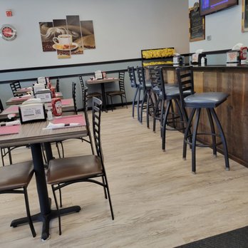 Taftville Pizza - the dining area of the restaurant - Pizza Near Me - Norwich, Connecticut Taftville Pizza - the dining area of the restaurant - Pizza Near Me - Norwich, Connecticut