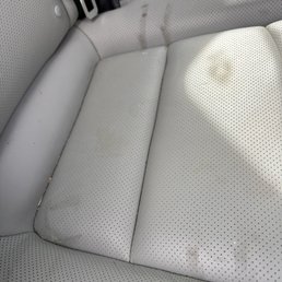 More images of the back seats weren't that  was not cleaned.