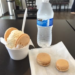 Macaroon Sandwich