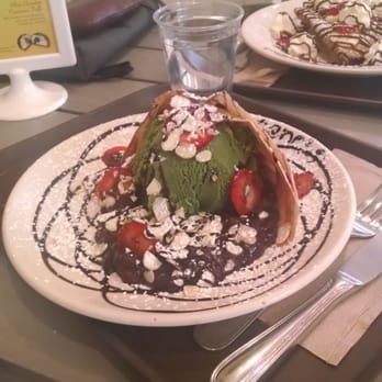Cafe Bench - Cafes Near Me - Flushing, New York