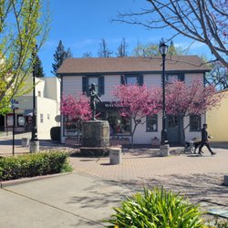 Giving Partners Thrift Shop - View of the business from a distance