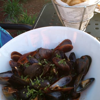 Half Moon - Mussels - New American Near Me - Dobbs Ferry, New York Half Moon - Mussels - New American Near Me - Dobbs Ferry, New York