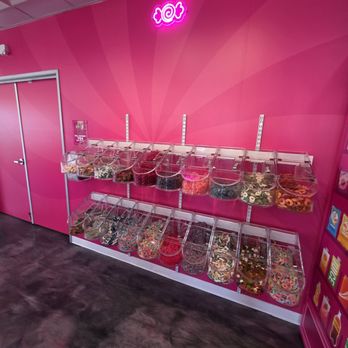 Gelato Sweetspot - Candy area - Ice Cream & Frozen Yogurt Near Me - Poway, California