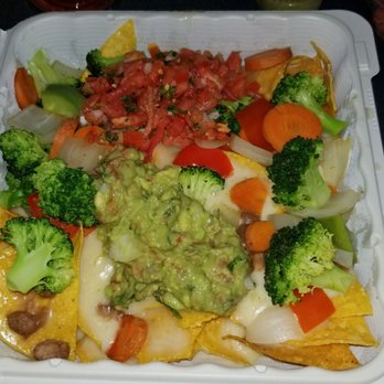 Los Arcos - Nachos with veggies - Mexican Near Me - Santa Rosa, California Los Arcos - Nachos with veggies - Mexican Near Me - Santa Rosa, California