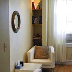 Bloor West Wellness - Homeopathy room