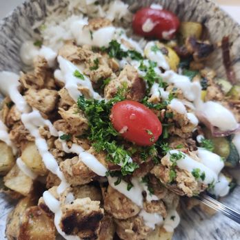 Meddys - Chicken shawarma - Mediterranean Near Me - Prairie Village, Kansas Meddys - Chicken shawarma - Mediterranean Near Me - Prairie Village, Kansas