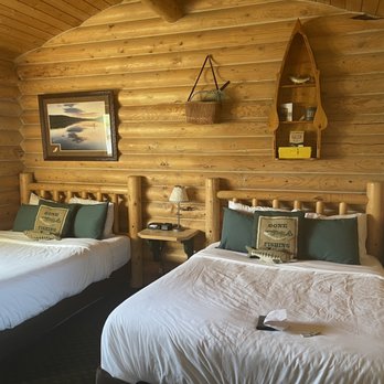 Cabin Creek Inn - Hotels Near Me - Thayne, Wyoming Cabin Creek Inn - Hotels Near Me - Thayne, Wyoming