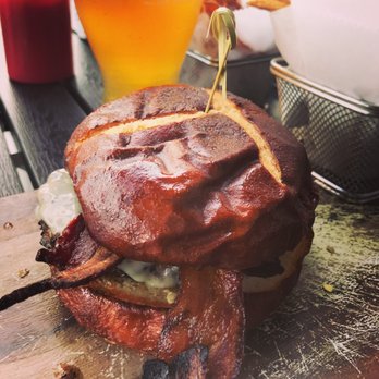 Flamme Burger - Keystone - The Flamme burger - Burgers Near Me - Indianapolis, Indiana