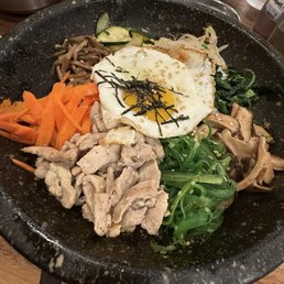 Hot Stone Bibimbap / 돌솥비빔밥