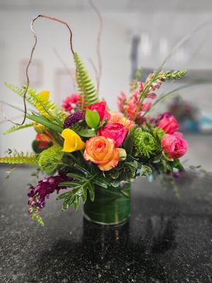 Thank You Flowers - Wanting to say Thank You with the gift of flowers. Same day delivery available. Thank You Flowers - Wanting to say Thank You with the gift of flowers. Same day delivery available.