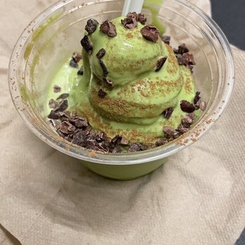 Junbi - Waikiki - Diamond head soft serve. No vanilla purée flavor or it seems very light. - Coffee & Tea Near Me - Honolulu, Hawaii Junbi - Waikiki - Diamond head soft serve. No vanilla purée flavor or it seems very light. - Coffee & Tea Near Me - Honolulu, Hawaii