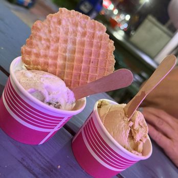 Wild Dunes Inn - Ice cream on a sunny day - Hotels Near Me - Ocean City, New Jersey Wild Dunes Inn - Ice cream on a sunny day - Hotels Near Me - Ocean City, New Jersey