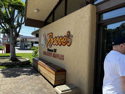 Roscoe's House of Chicken and Waffles by null